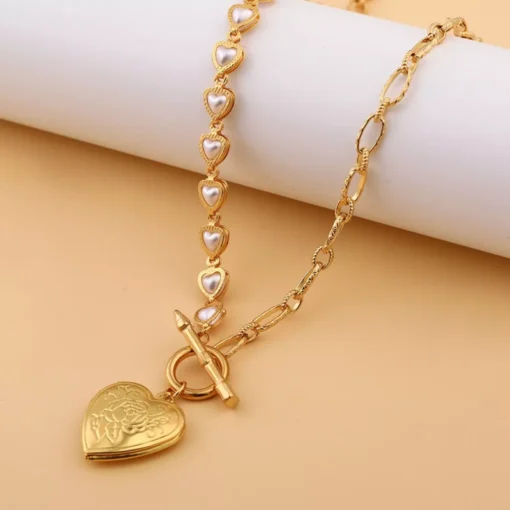 Gold Heart Pendant Necklace - Image 3
