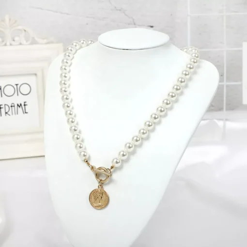 Pearl Necklace with Pendant - Image 3