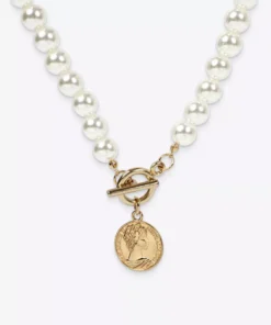 Pearl Necklace with Pendant