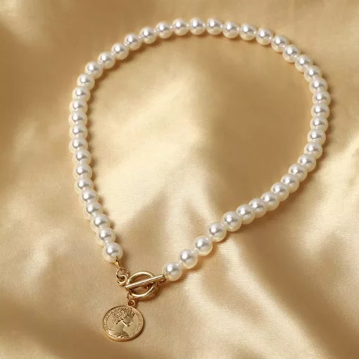 Pearl Necklace with Pendant - Image 4