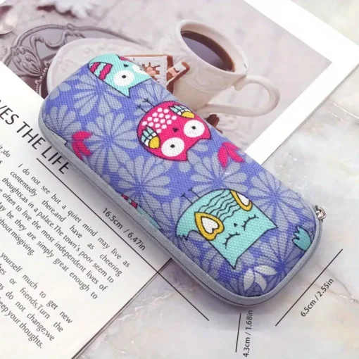 Cartoon-Themed Zippered Eyeglass Case for Kids - Image 6