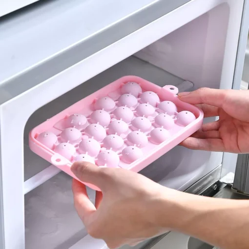 25-Grid Silicone Ice Cube Mold with Cover - Image 4