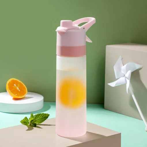 650ml Portable Spray Water Bottle for Outdoor Sports - Image 5