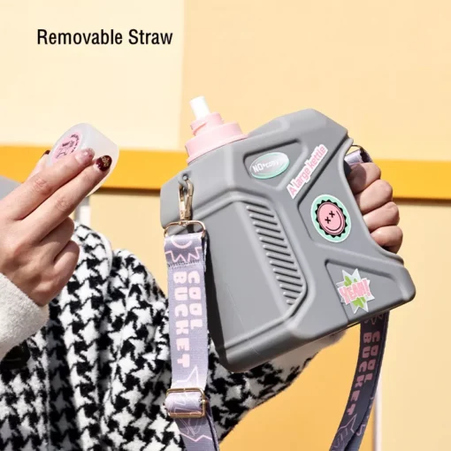 1600ML Portable Fashion Water Bottle - Image 3