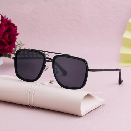 Vintage Square Oversized Sunglasses - Image 5