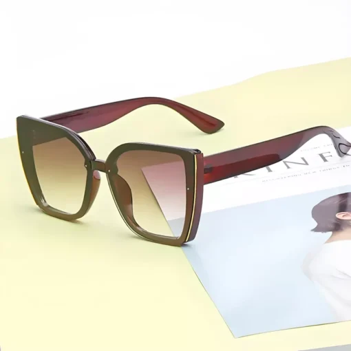 Oversized Cat Eye Sunglasses for Women - Image 4