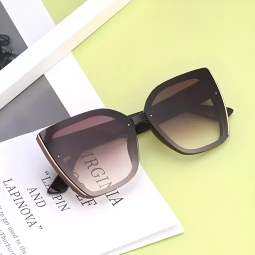 Oversized Cat Eye Sunglasses for Women - Image 5