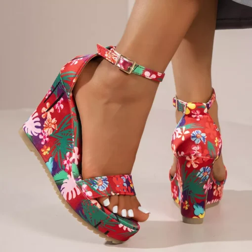 Bohemian Style Print Wedge Sandals - Image 4