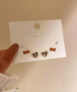 Chic Korean Heart Stud Earrings