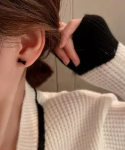 Chic Korean Heart Stud Earrings