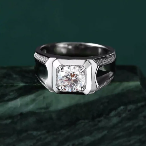 Luxurious 925 Sterling Silver 2Ct Moissanite Men’s Wedding Ring