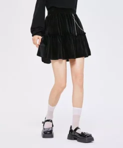 Chic Playful Mini Skirt with Chain Detail