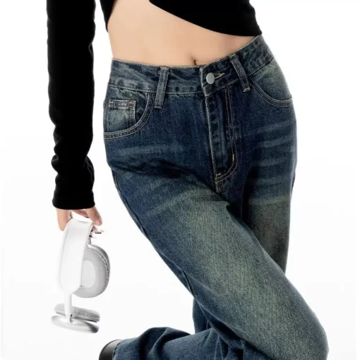 High Waist Vintage Flared Jeans - Image 7