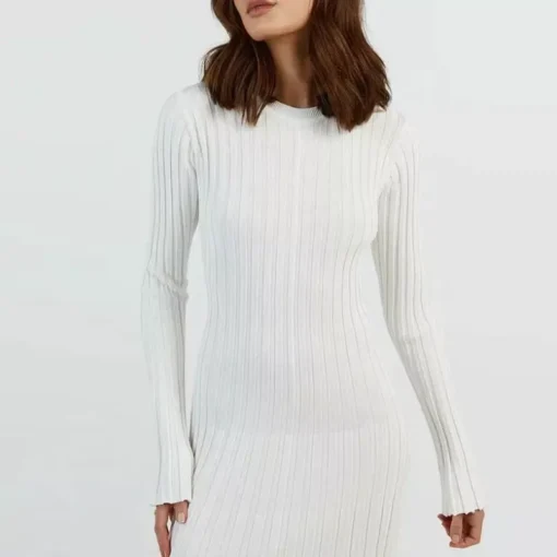 Elegant Pleated Knit Dress - Image 6