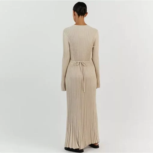 Elegant Pleated Knit Dress - Image 12