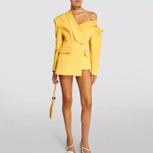 Fashion Women’s Blazer: Chic and Irresistible