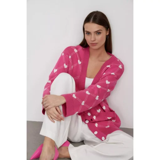 Women’s Oversized V-Neck Knitted Cardigan with Heart Print