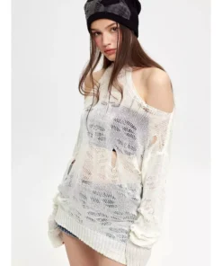 Women’s Slim-Fit Long Sleeve Sweater
