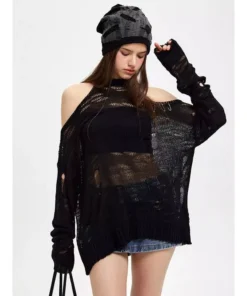 Women’s Slim-Fit Long Sleeve Sweater