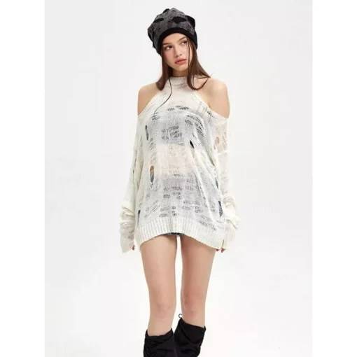 Women’s Slim-Fit Long Sleeve Sweater
