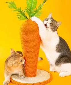 Delightful Carrot Sisal Cat Scratching Post