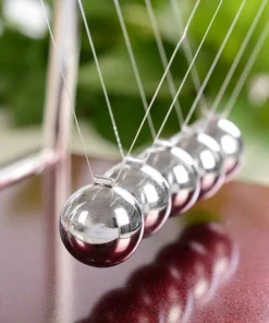 Newton’s Cradle Balance Balls