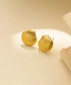 Vintage Shell-Inspired Stud Earrings for Women
