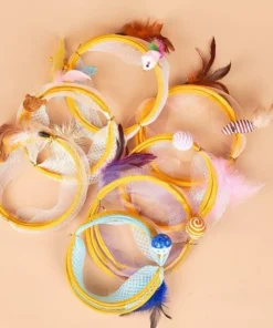 Interactive S-Spring Cat Tunnel with Pendants and Bells