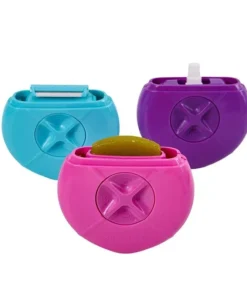 Portable Women’s Razor with Refillable Water Spray and Moisturizing Bar