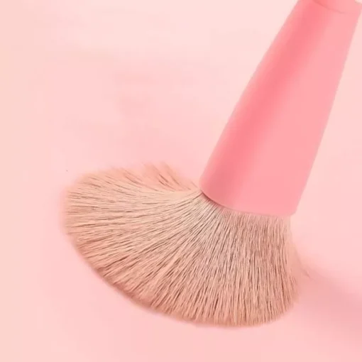 4-in-1 Multifunctional Detachable Makeup Brush Set – Portable Beauty Tools