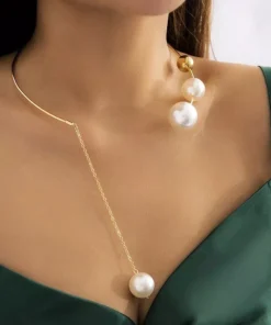 Elegant Geometric Collar Necklace and Pearl Earring Set for Women